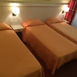 Hotel Elysée 2*