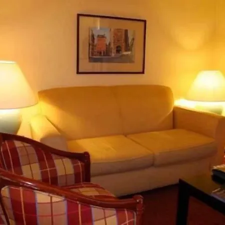 Elysee Hotel