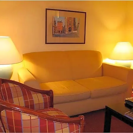 Hotel Elysee 2*