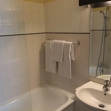 Hotel Elysée 2*
