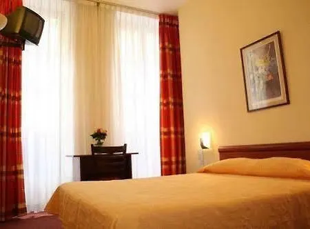Elysée Hotel 2*
