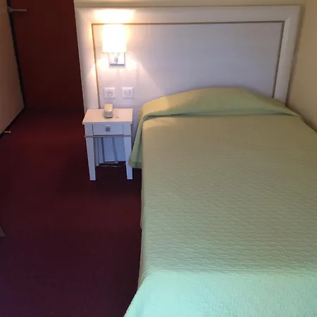 Elysee Hotel 2*